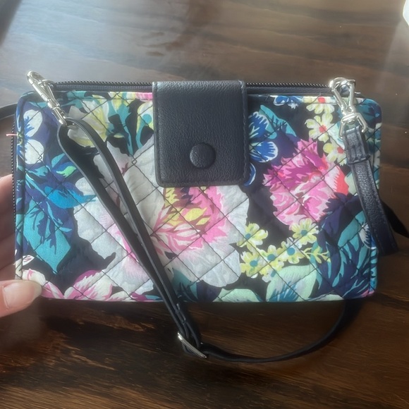 Vera Bradley Wallet crossbody - Picture 3 of 5